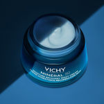 Imagen de Crema Hidratante de Noche Vichy Mineral 89 50 ml